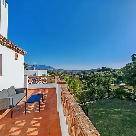 Villa La Cala Golf Stunning Views And Heated Pool Malaga
